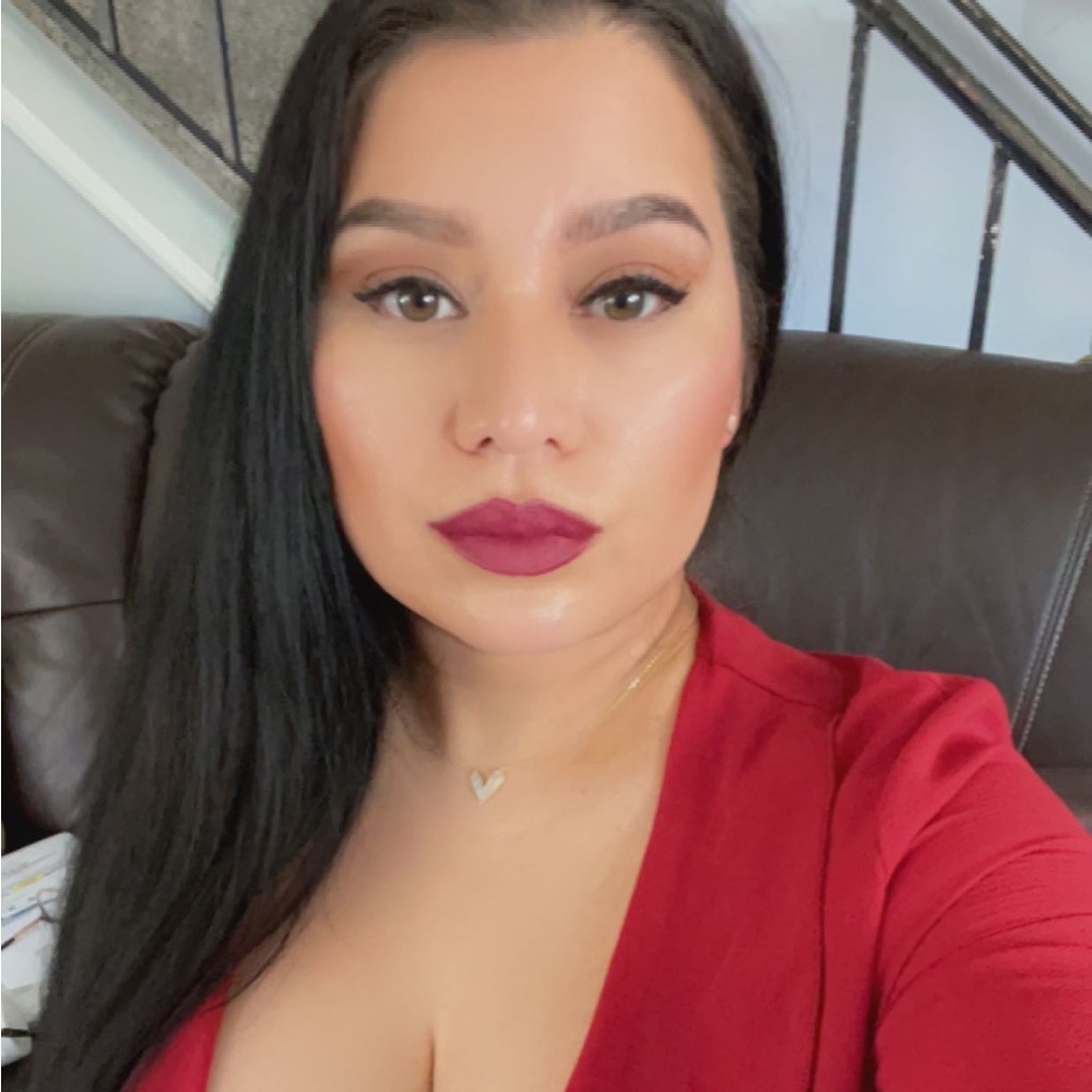 Meet your Posher, Maria